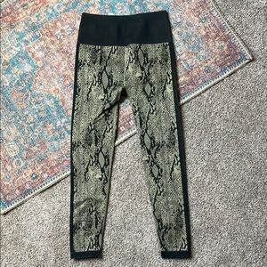 Snakeskin Print Leggings